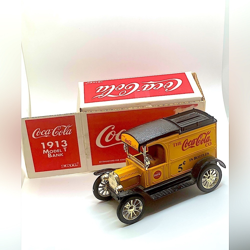 Vtg 1993 Coca Cola ERTL 1913 FORD Model-T Van Diecast Piggy Bank Coin Bank w Box